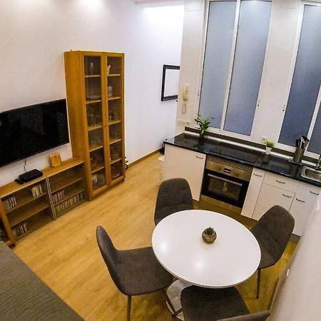 Piso Vip Anton Martin. Madrid Centro. Apartment Exterior foto